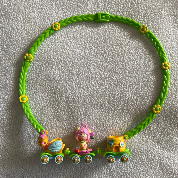 Other - Vintage 1984 Charmkins Necklace with Sweet Bea and the honey bee train